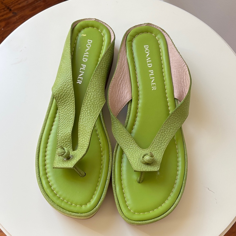 Donald J. Pliner Women's Lime Sandals